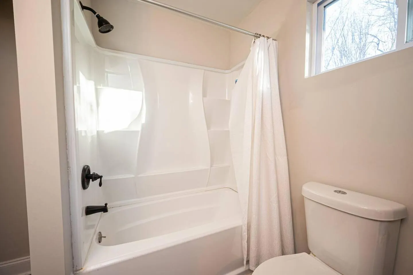 Comfy 3 Bed Housebackyardwifispacy Charlotte Holiday home