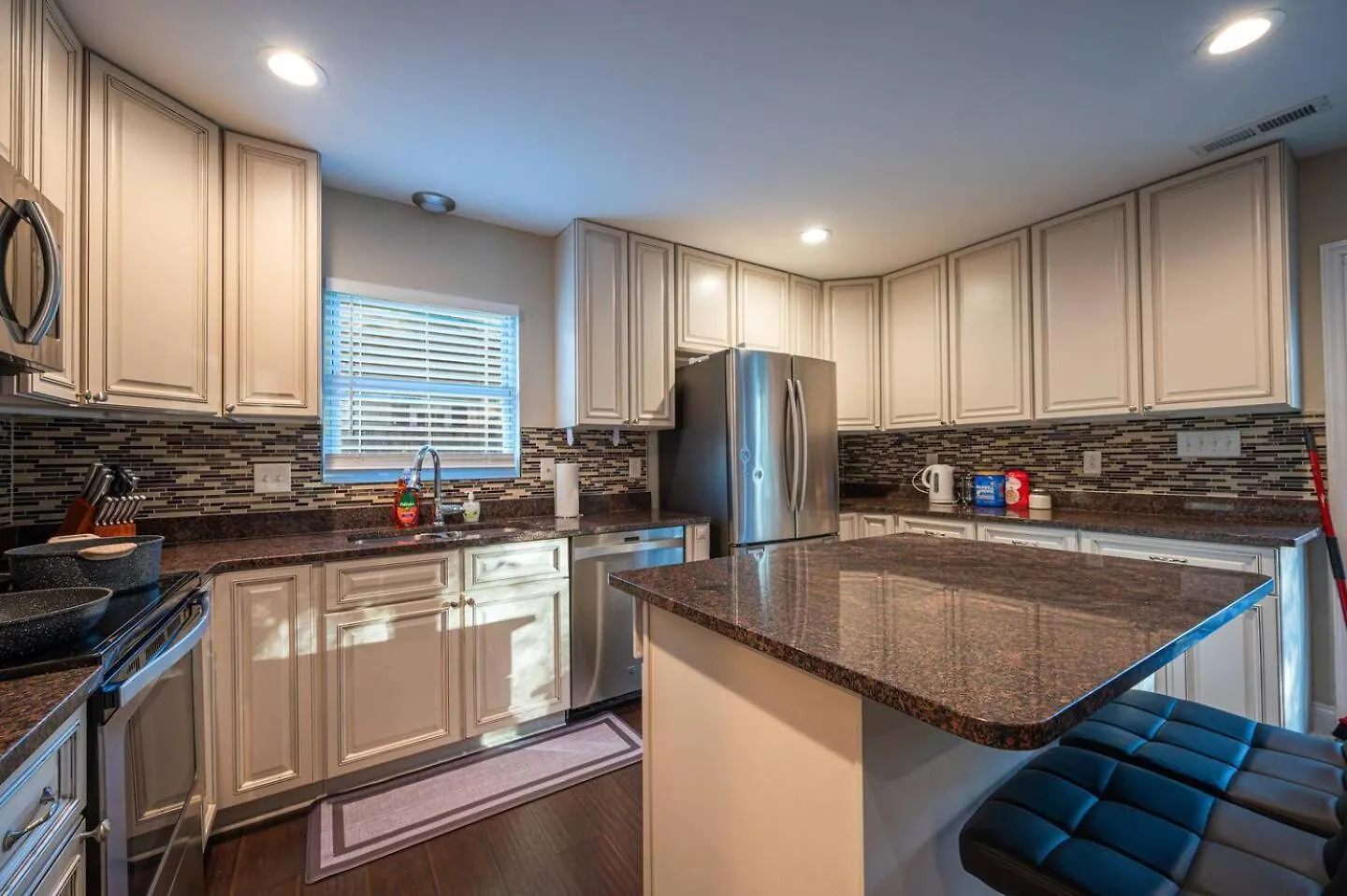 Comfy 3 Bed Housebackyardwifispacy Charlotte United States